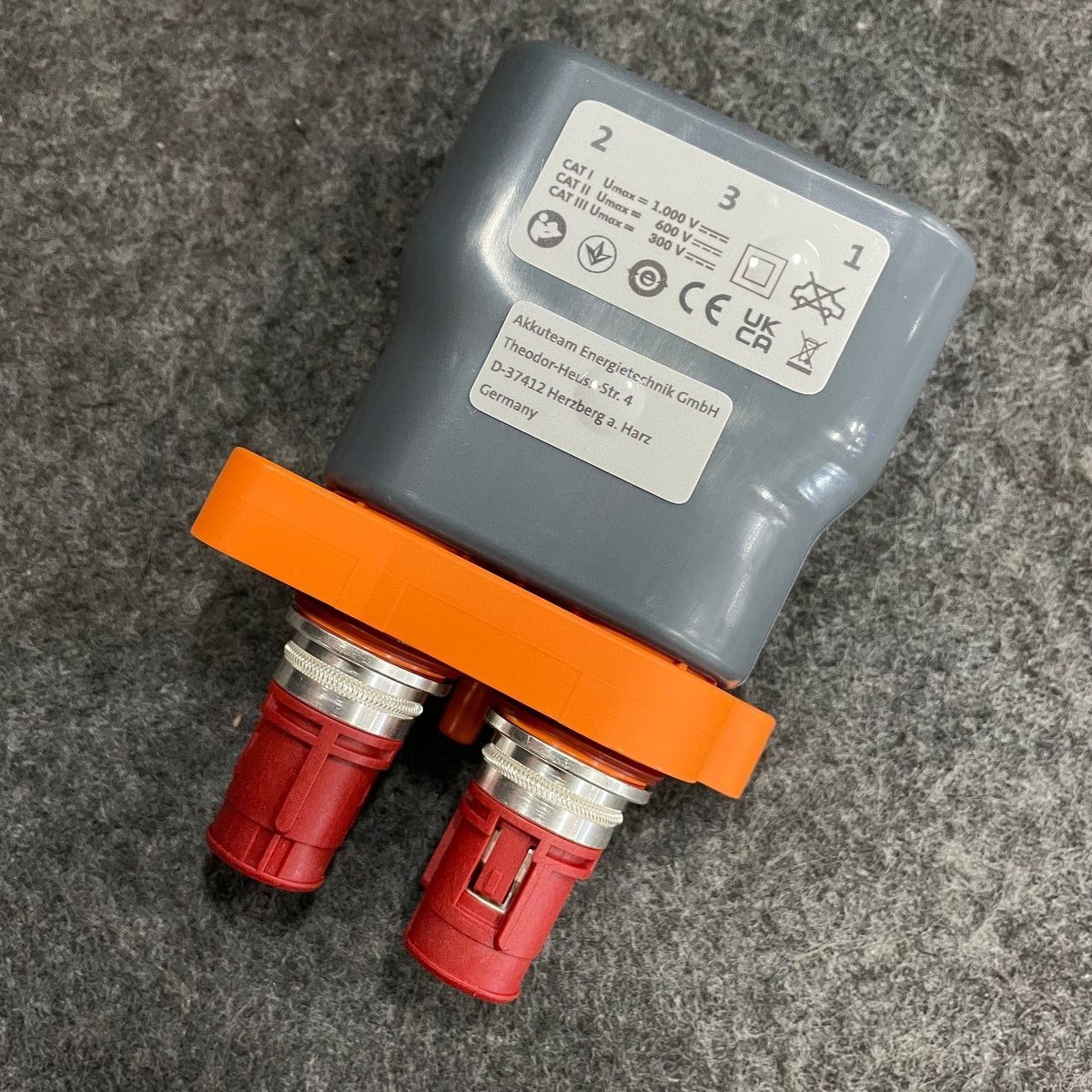 VOLKSWAGEN High-Voltage Test Adapter Set VAS 6558A/38A*