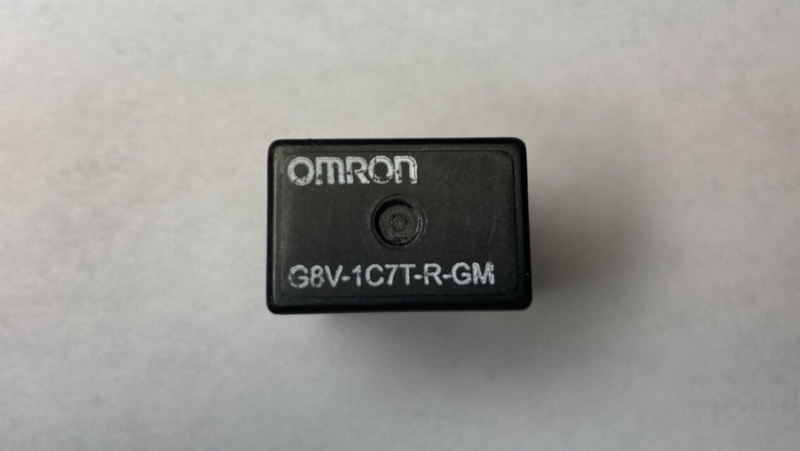 CADILLAC NORTHSTAR DTS RELAY G8V-1C7T-R-GM 2006-2011