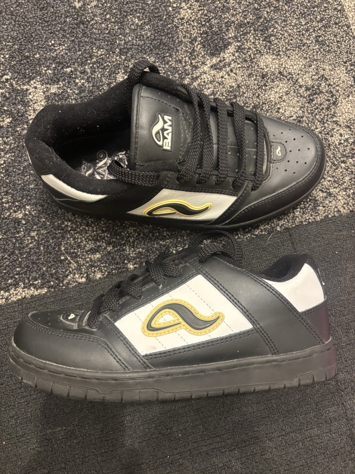 2000s Adio BAM Men's Skateboarding Shoes size 9
