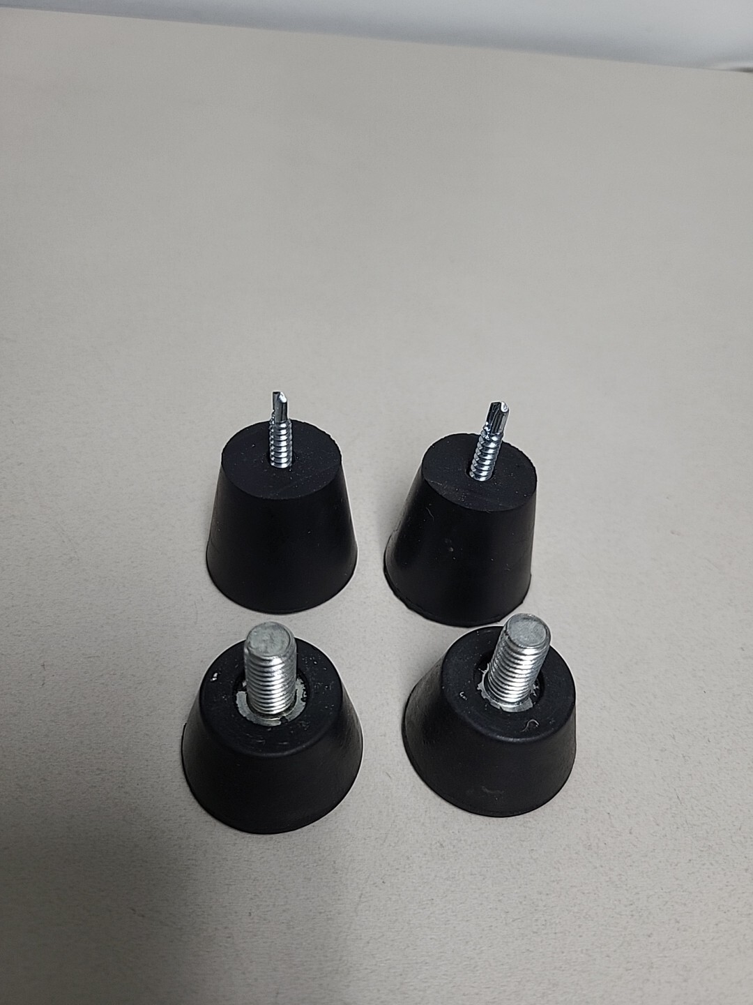 Honrise 2in1 T3800 Treadmill Bottom Rubber Feet (29A)