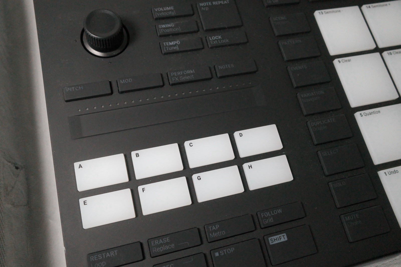 Native Instruments Maschine MK3 with Case