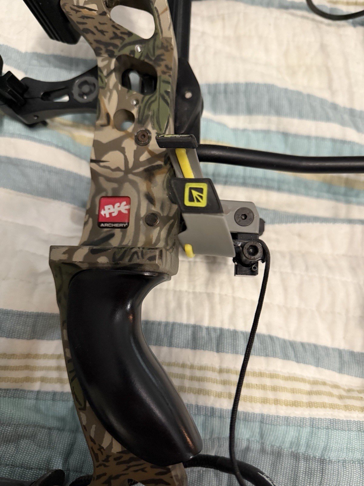 PSE SP-75 Compound Bow
