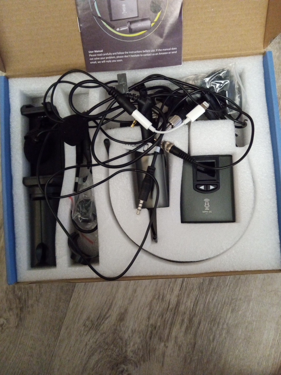 UHF Wireless Microphone Lavalier For Camera And Phone MPH-05 YM-2