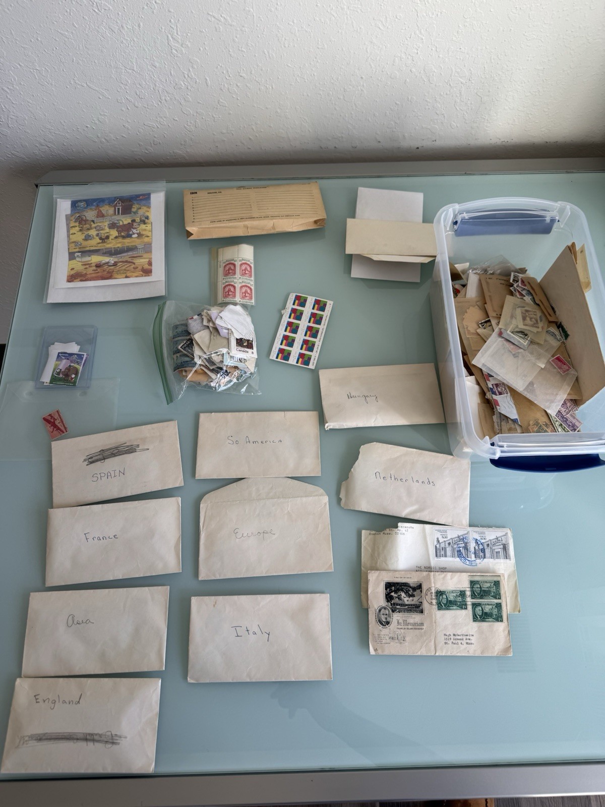 International Vintage Stamp Collection  1000+ Used & New World Collection