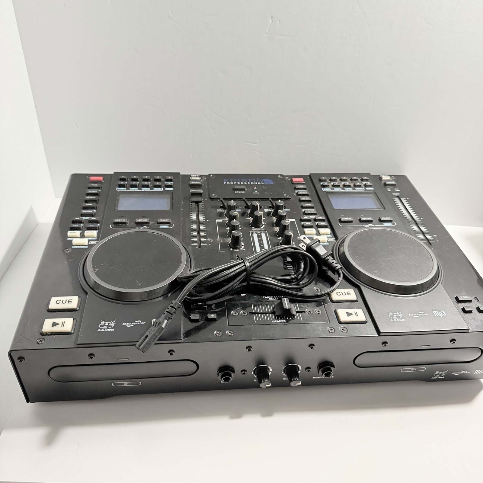 Edison Scratch 2500 MKIV Professional Dual CD USB MP3 DJ Audio Mixer UNTESTED