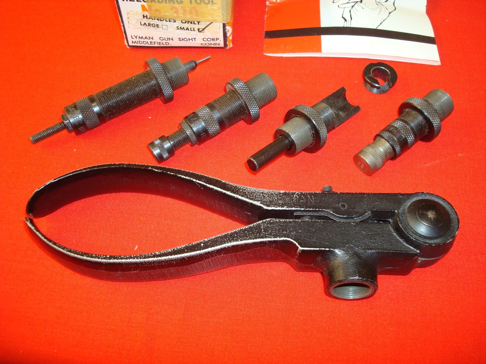 LYMAN 310 Reloading tool with Dies .38 / .357 mag