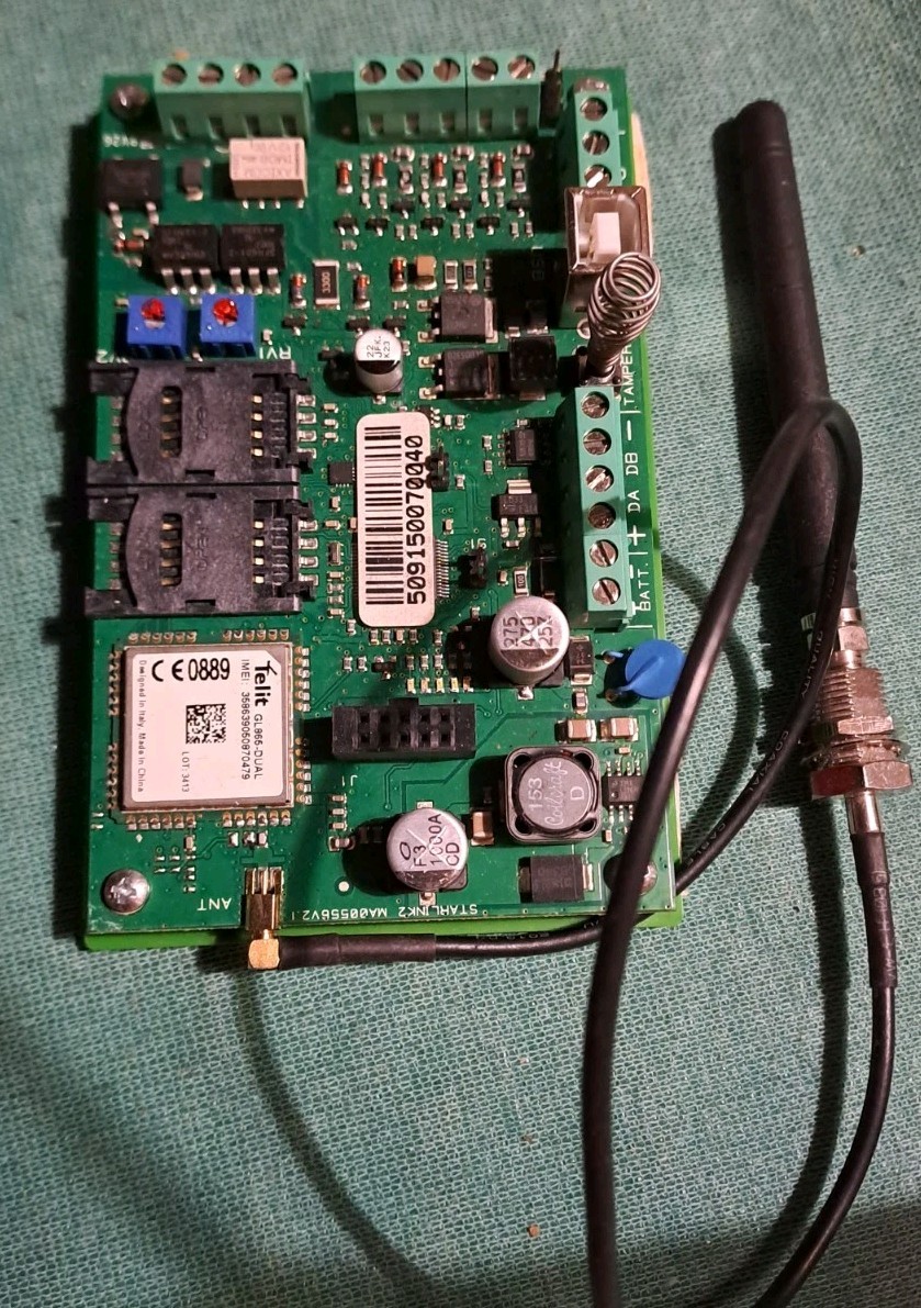 AVS ELECTRONICS - STARLINK2 GSMs Phone Interface and Handset
