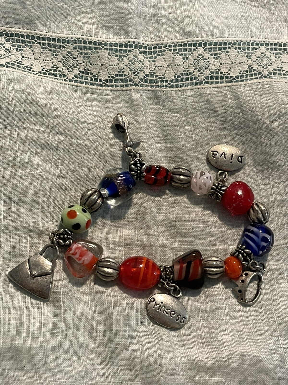Art Glass Beaded Bracelet Princess Diva Crown Charms KK-77