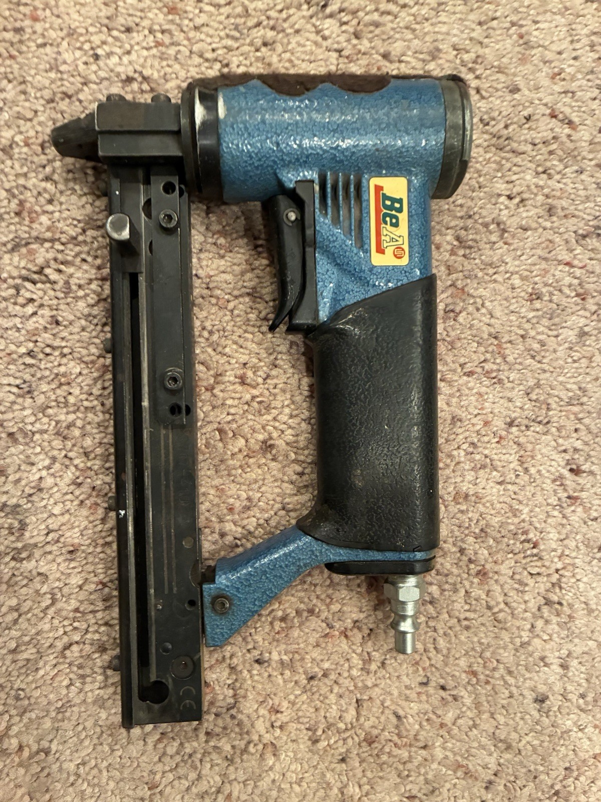 BeA S717-410 Pneumatic Upholstery Pinner