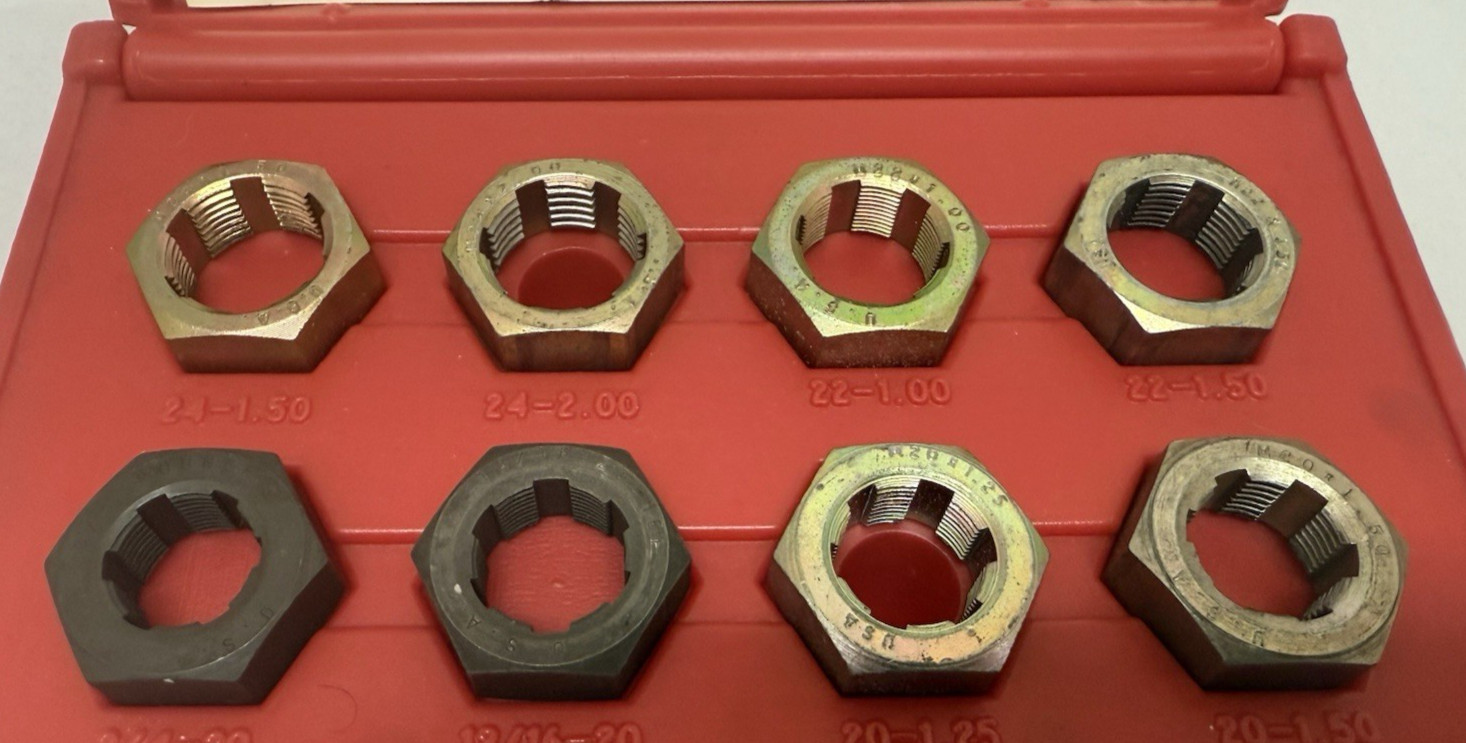 Snap-On USA SAE & Metric Bolt Thread Rethreading Rethreader Die Set RD-8
