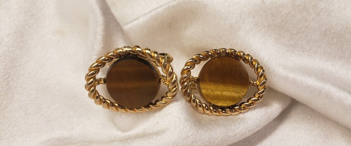 Vintage Gold Tone Oval Rope Edge Cuff Links Tiger Eye Colored Round Center