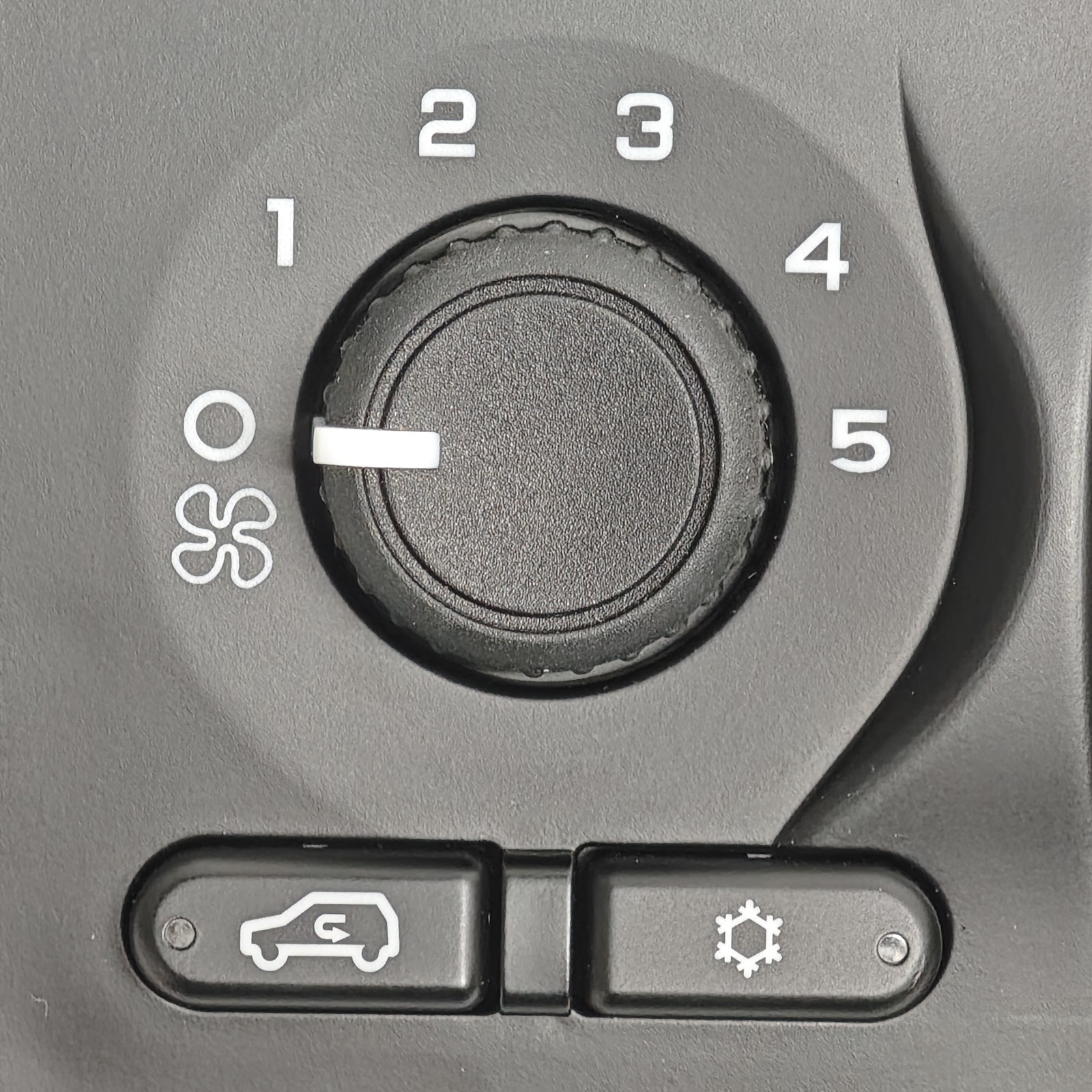 A/C Heater Control Switch Panel 599-210XD For Chevrolet Silverado 2500