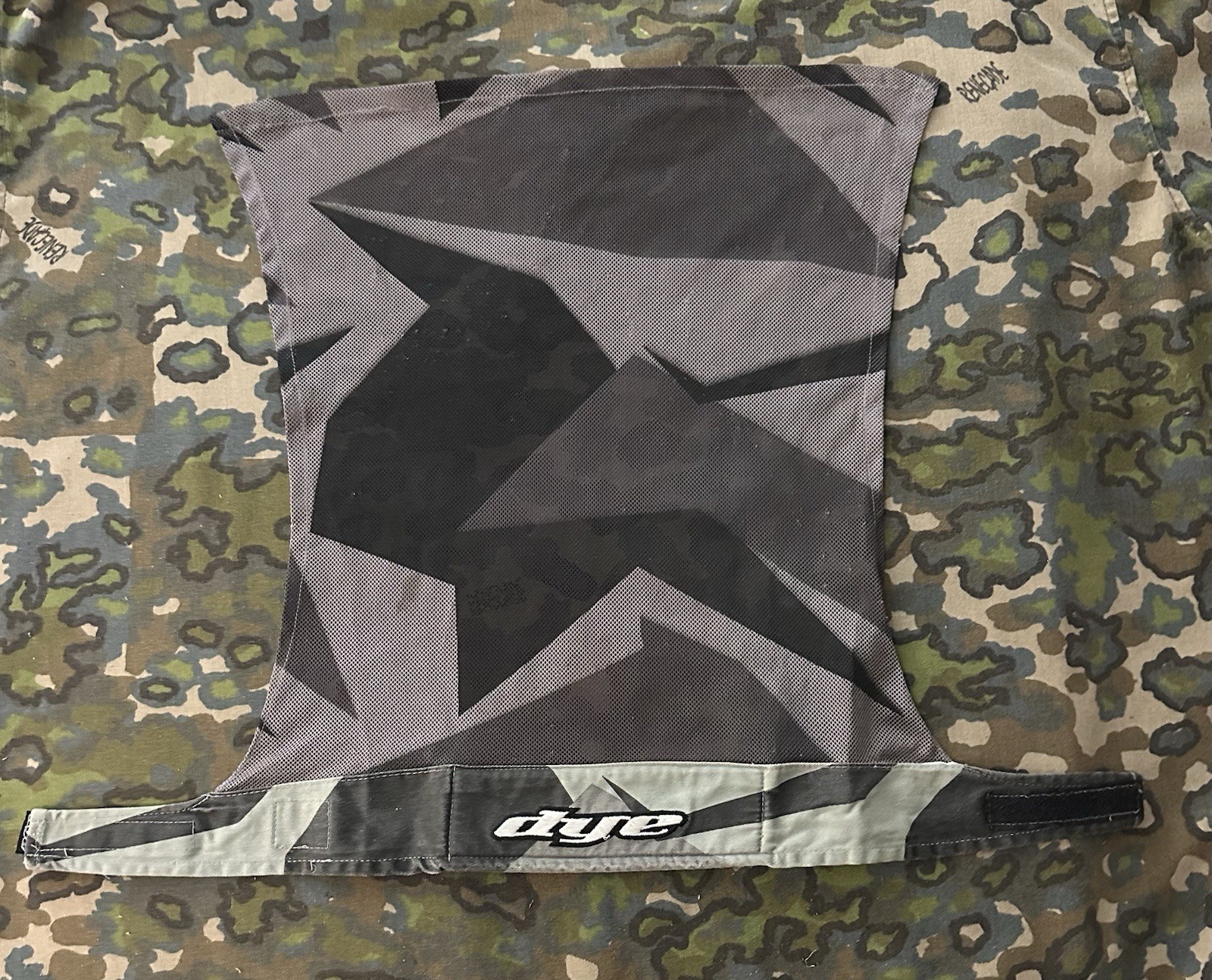 Dye Paintball Embroidered Headwrap Head Wrap Mesh Trunk