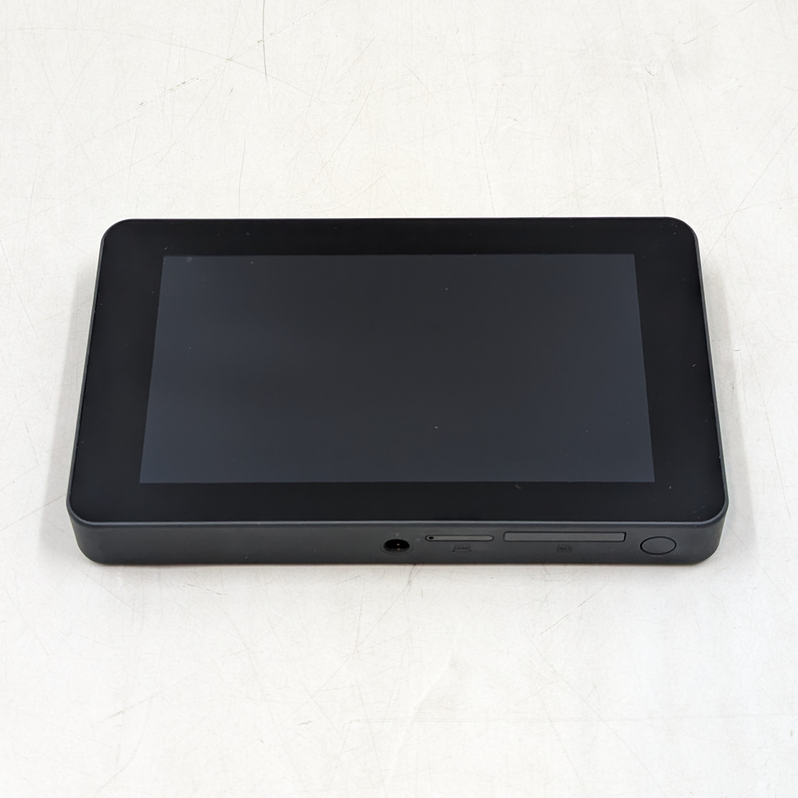 Yololiv YoloBox Mini All-in-One Live Streaming System | Black | Touchscreen