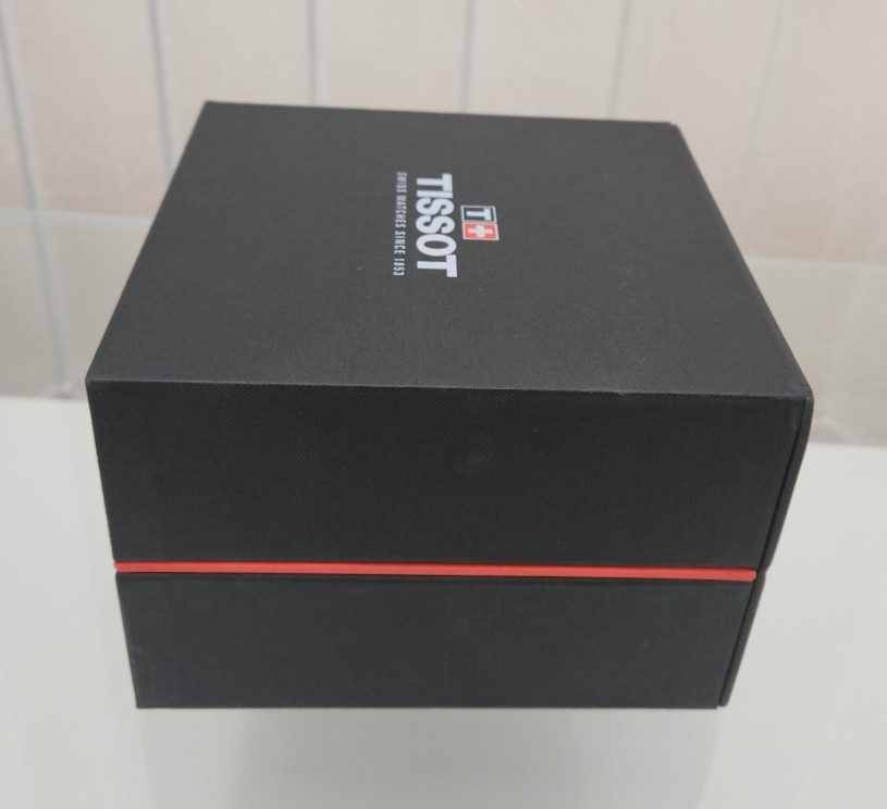 100% GENUINE ORIGINAL TISSOT WATCH BOX EMPTY WITH OUTER SLEEVE