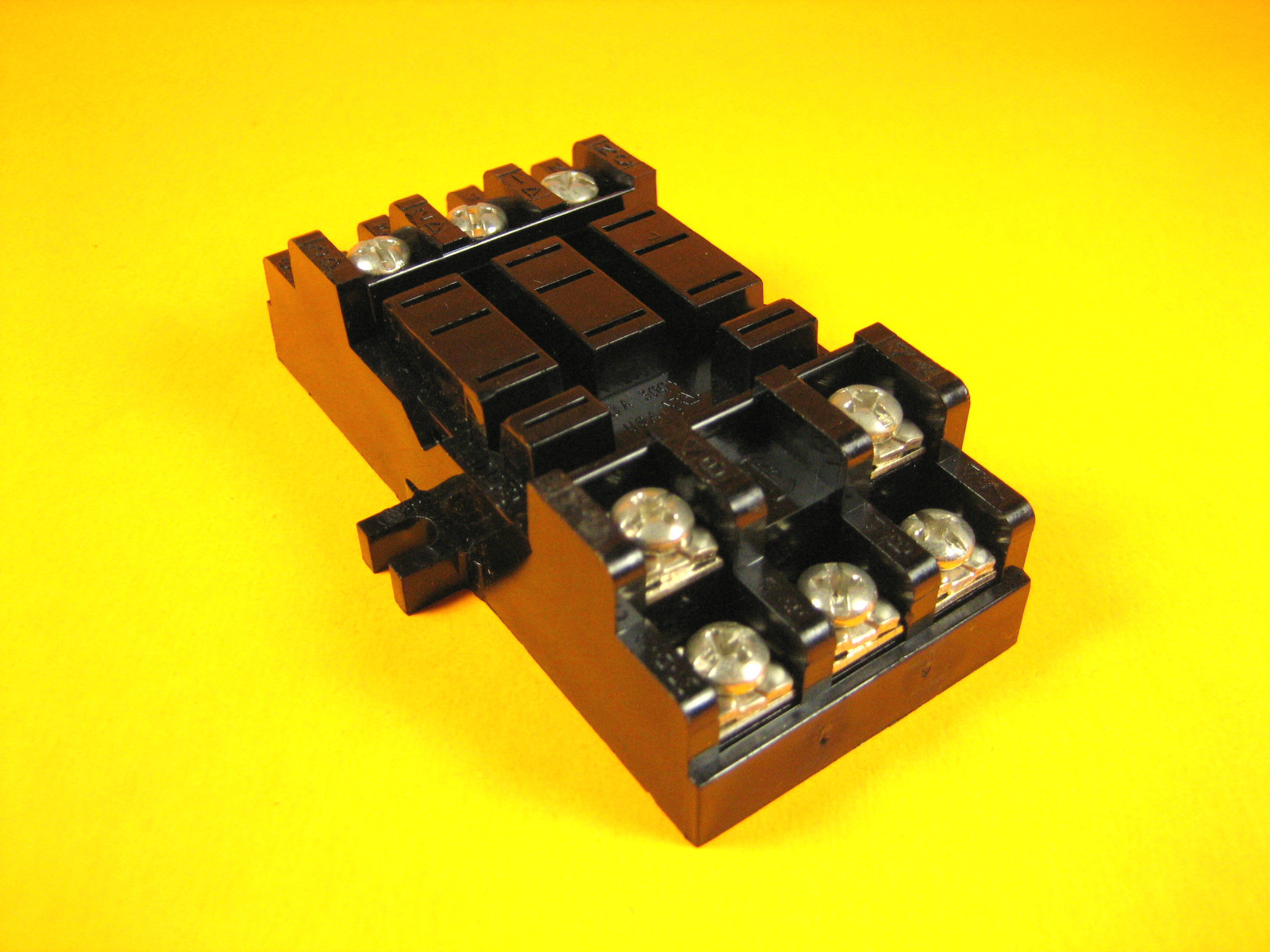 Gould Shawmut SL 711 Socket Relay Base 10A 300V