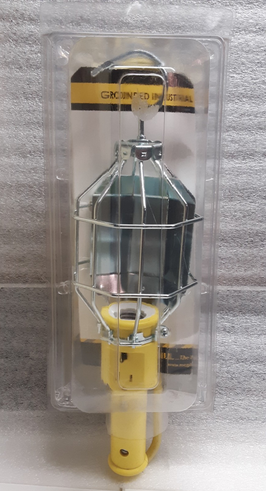 MCGILL 6025SRG Grounded Industrial Caged extension light