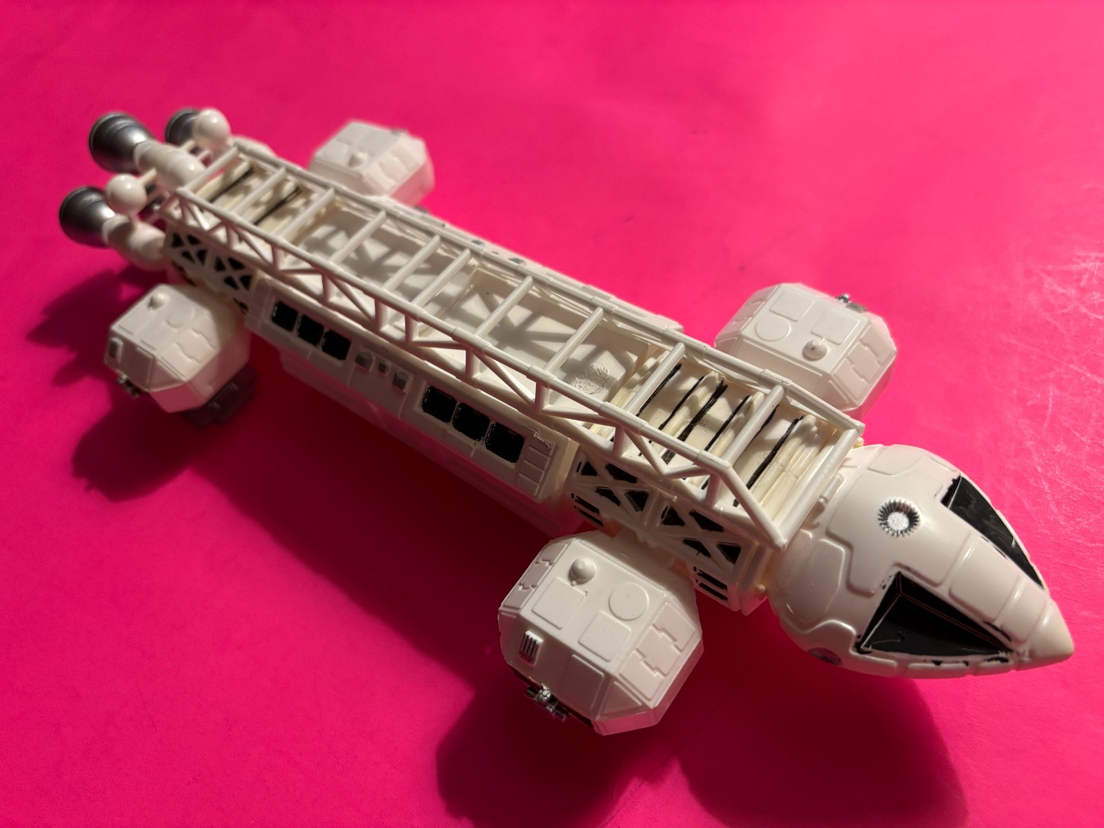SPACE 1999 EAGLE TRANSPORTER MODEL BUILT UP & PAINTED COOL LOOK!!