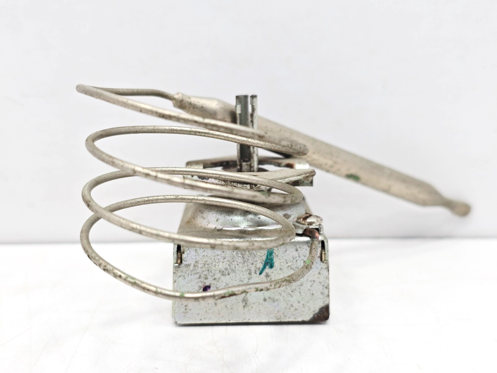 K-947-24 INVENSYS THERMOSTAT