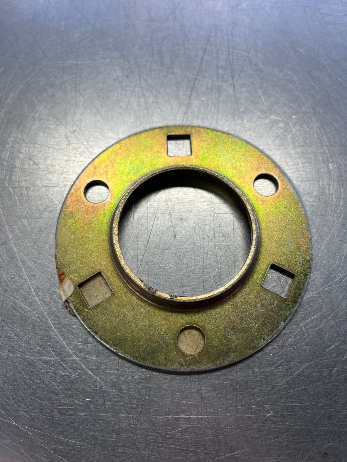 M80291 Genuine OEM John Deere Round FLANGE