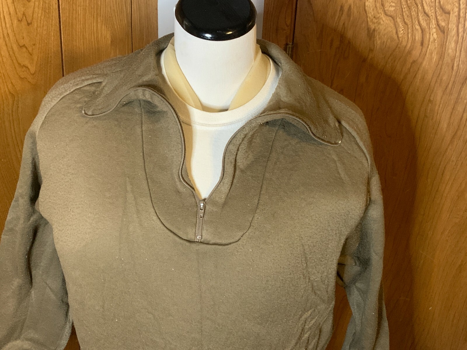USGI Polypro 8415-01-227-9548 Cold Weather 1/4 Zip Collar Undershirt Size Small