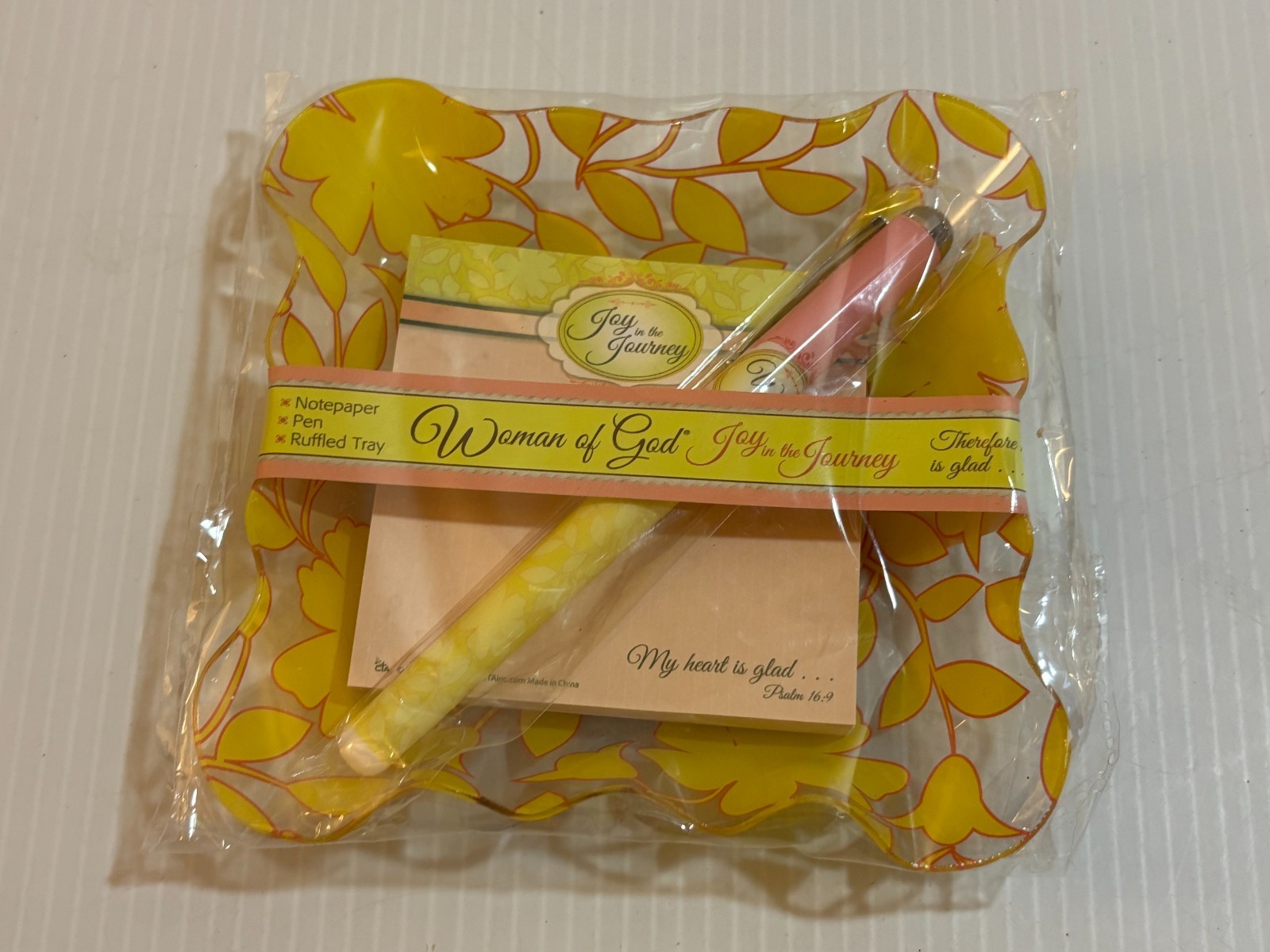 Religious Gift Woman of God Joy in the Journey NEW Notepad Pen Set Ruffled Tray