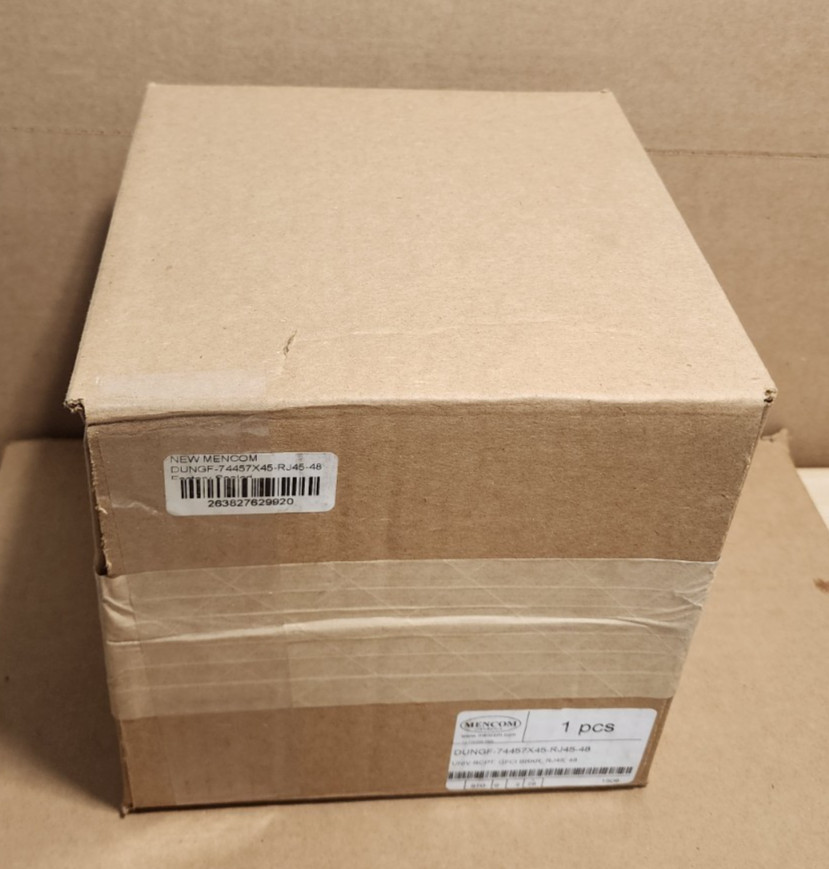 MENCOM PANEL INTERFACE CONNECTOR GFCI BREAKER RJ45-48 *PS