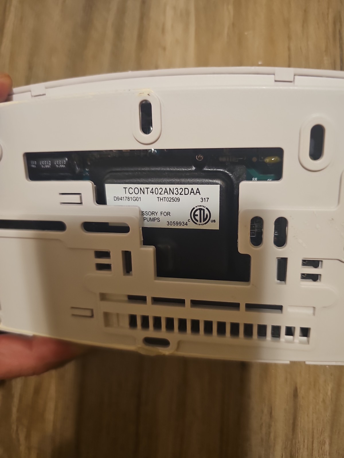Trane TCONT402AN32DAA Programmable Thermostat for Heat Pumps White