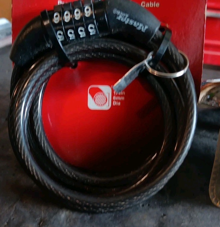 Bell Digital Speedometer & Master 5ft. 4 Digit Bicycle Cable Lock Both New