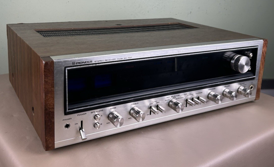 PIONEER SX 737 STEREO RECEIVER