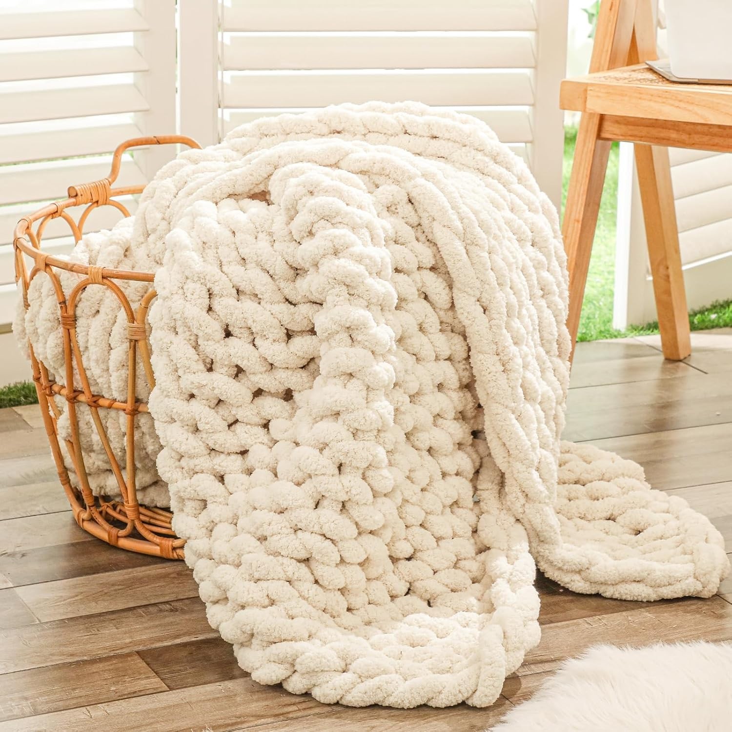 Chunky Knit Throw Blanket for Couch, 40x60 inches, 100% Hand Knitted
