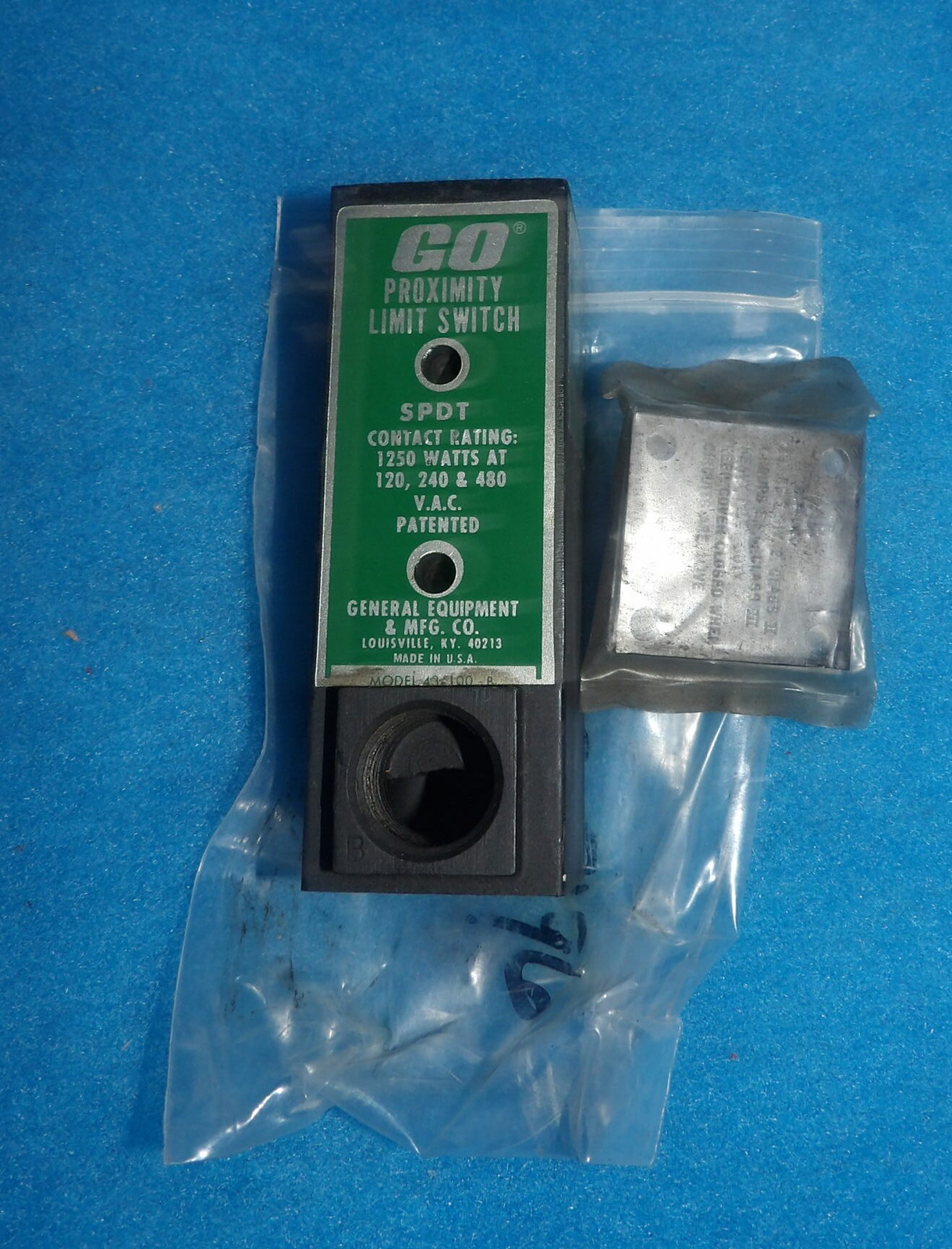 NIB TOPWORX 43-100-B PROXIMITY LIMIT SWITCH 1250W 480VAC + 1 Year Warranty