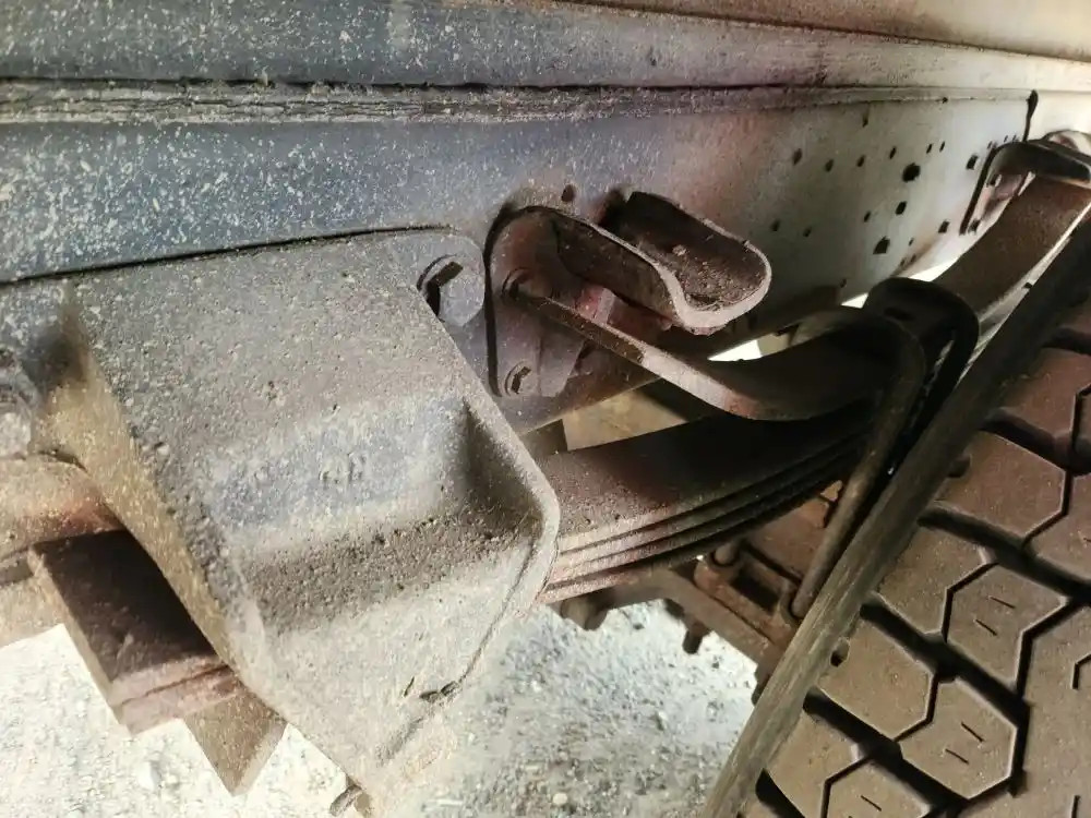 (Used) 1997 Ford F800, REAR LEAF SPRING  P-44754