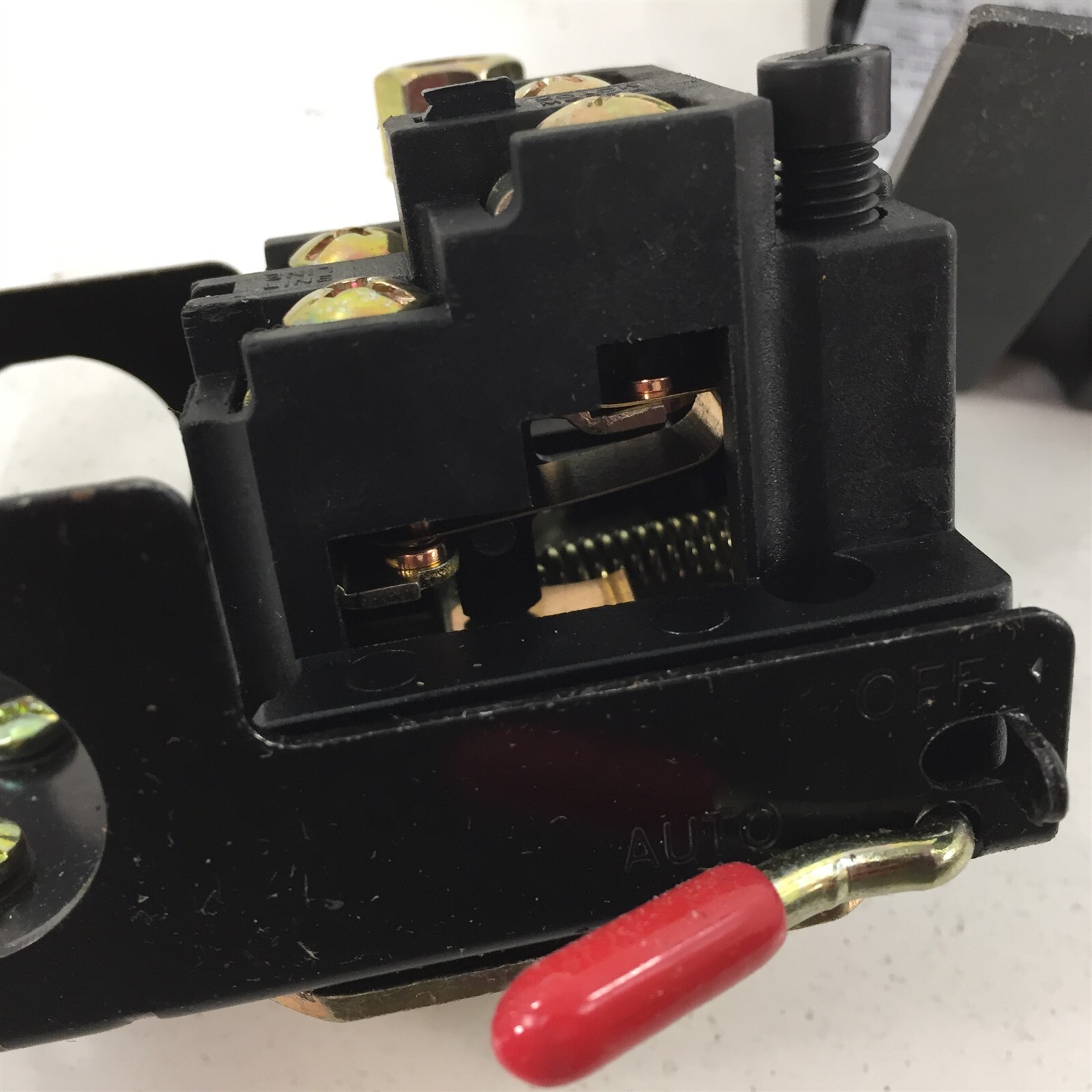 LEFOO U1125 Pressure Control LF10 140-175PSI