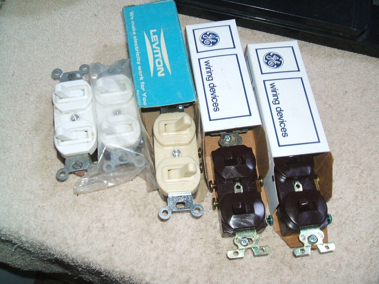 5 NEW - DUPLEX COMBINATION SP SWITCHES GE 7940-1 LEVITON 5214 BROWN WHITE IVORY