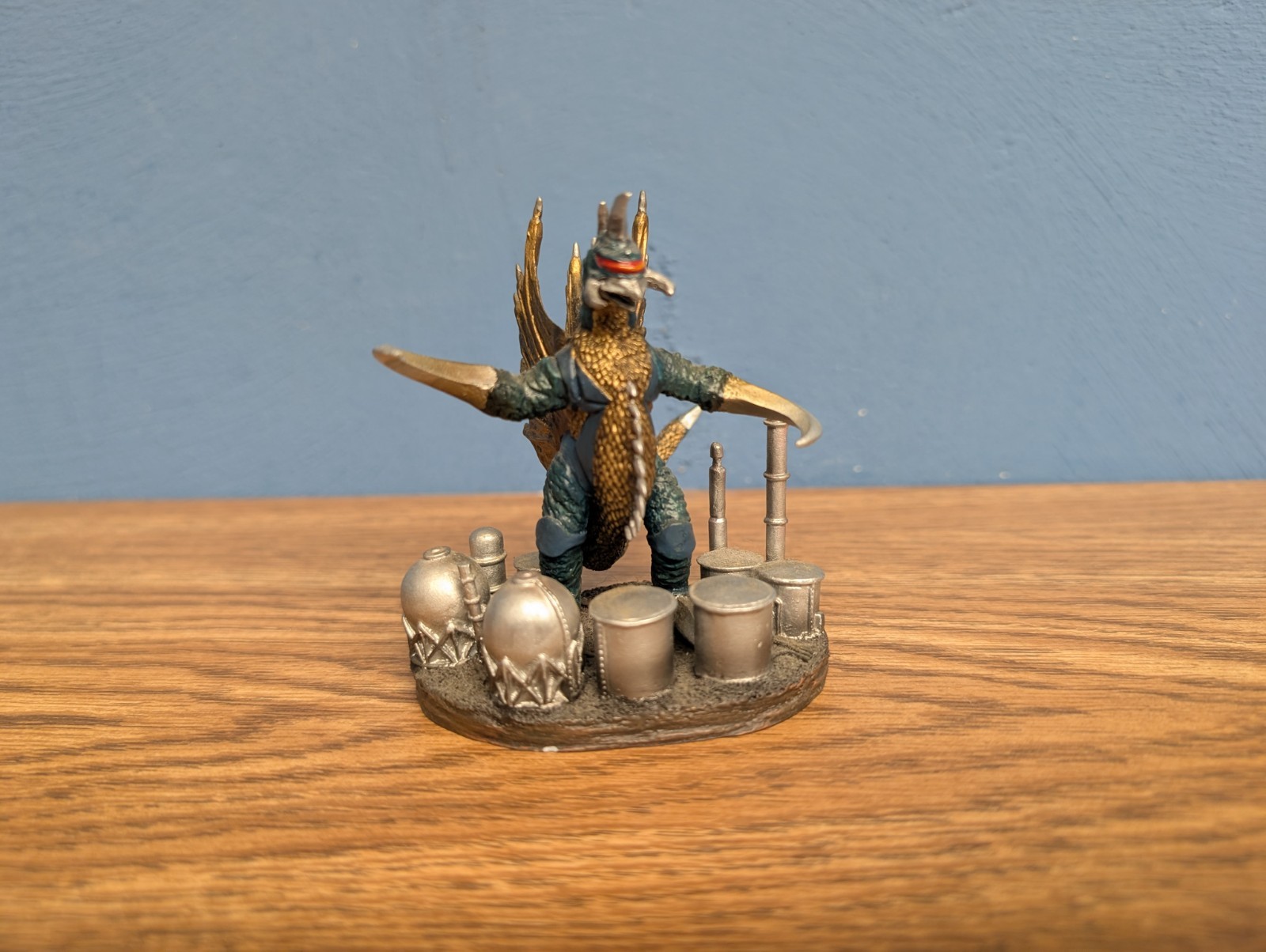 Gigan 1972 Chess Piece | Godzilla Origins Cold Cast Resin | Toho X-Plus 2004