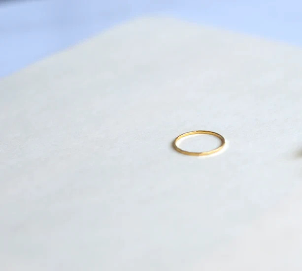 14k Gold Thin Ring Hammered Ring Stackable, Minimalist SZ: 5, 6, 7, and 8,9,10