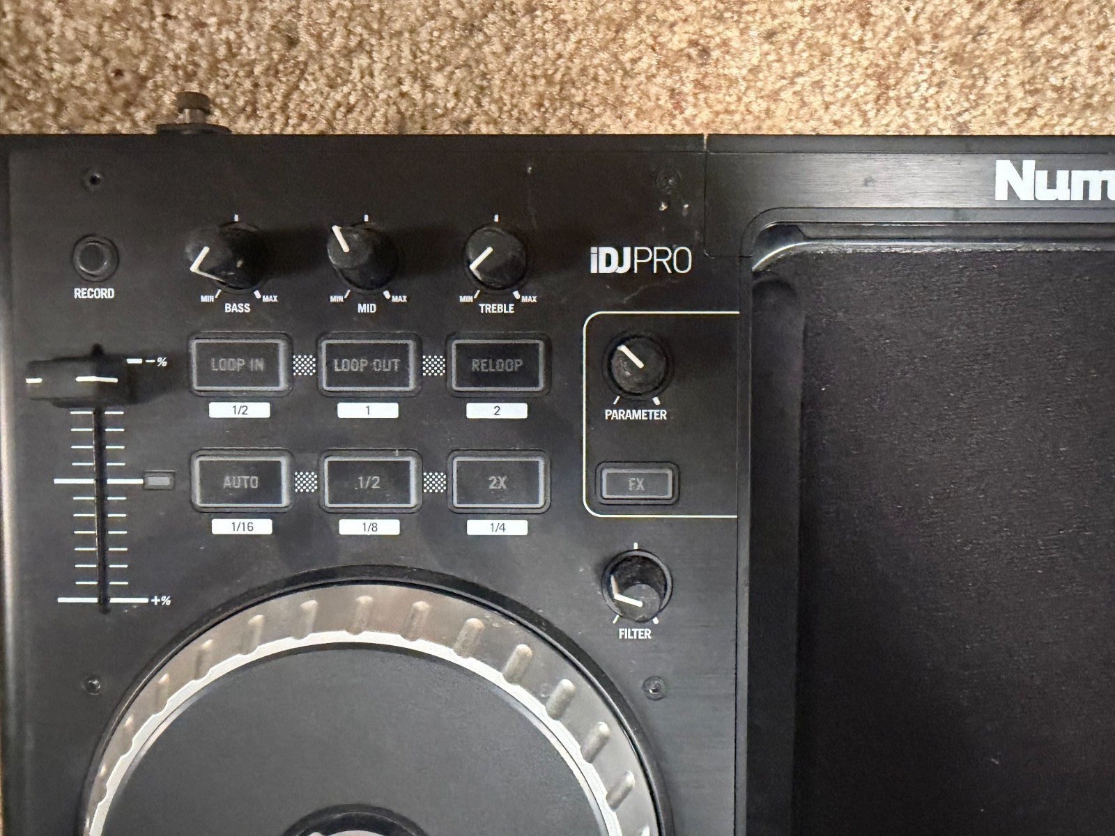 Numark iDJ Pro premium DJ controller for iPad - No laptop required!