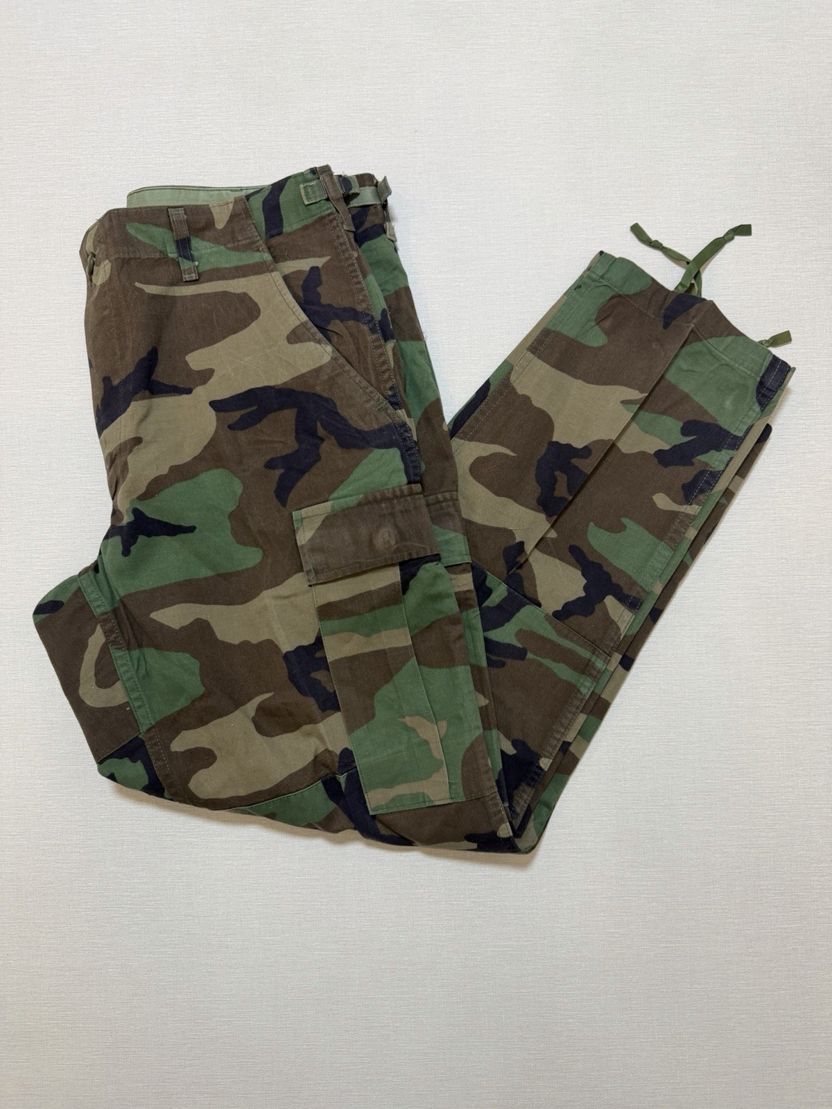 U.S. Army Woodland Camouflage Pattern Combat Trousers Medium-Short