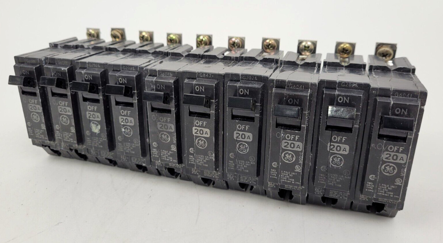 (Lot of 10) THQB1120 GE 20 Amp Circuit Breaker *NEXT DAY OPTION*
