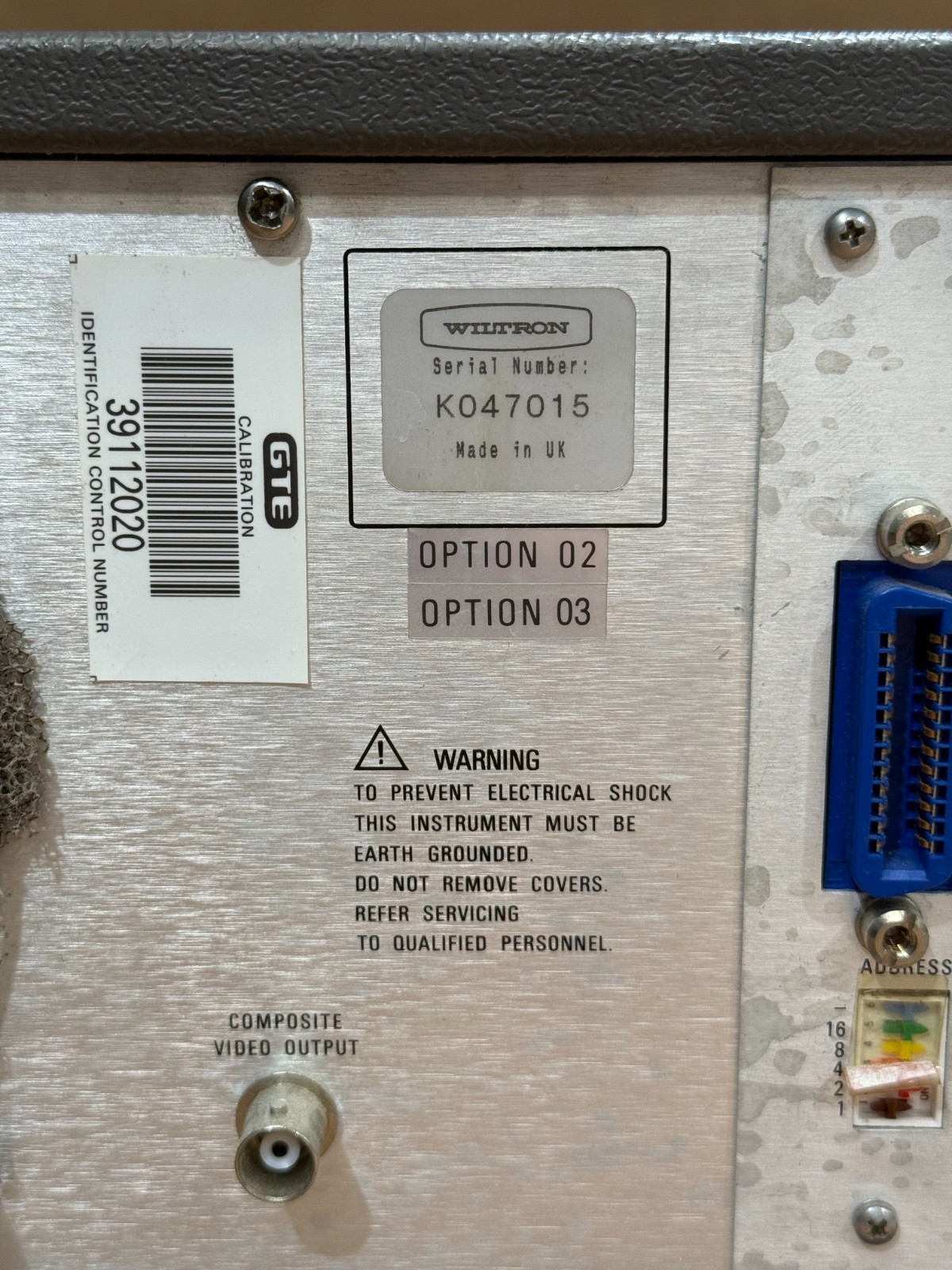 Wiltron Model 6409 RF Analyzer 10-2000MHz OPT 02,03 READ