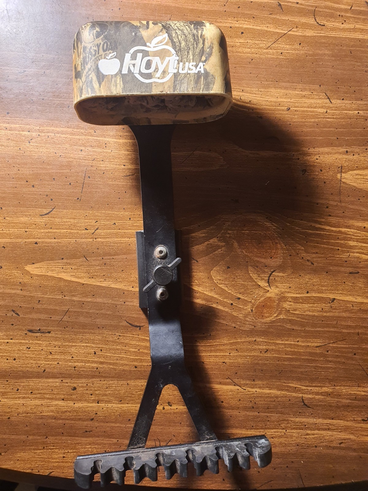 Vintage Hoyt Mossy Oak Quiver