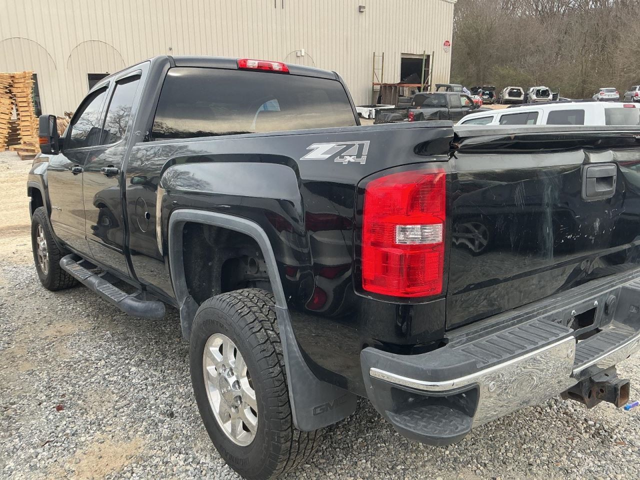SIERRA250 2015 Glove Box 4916264