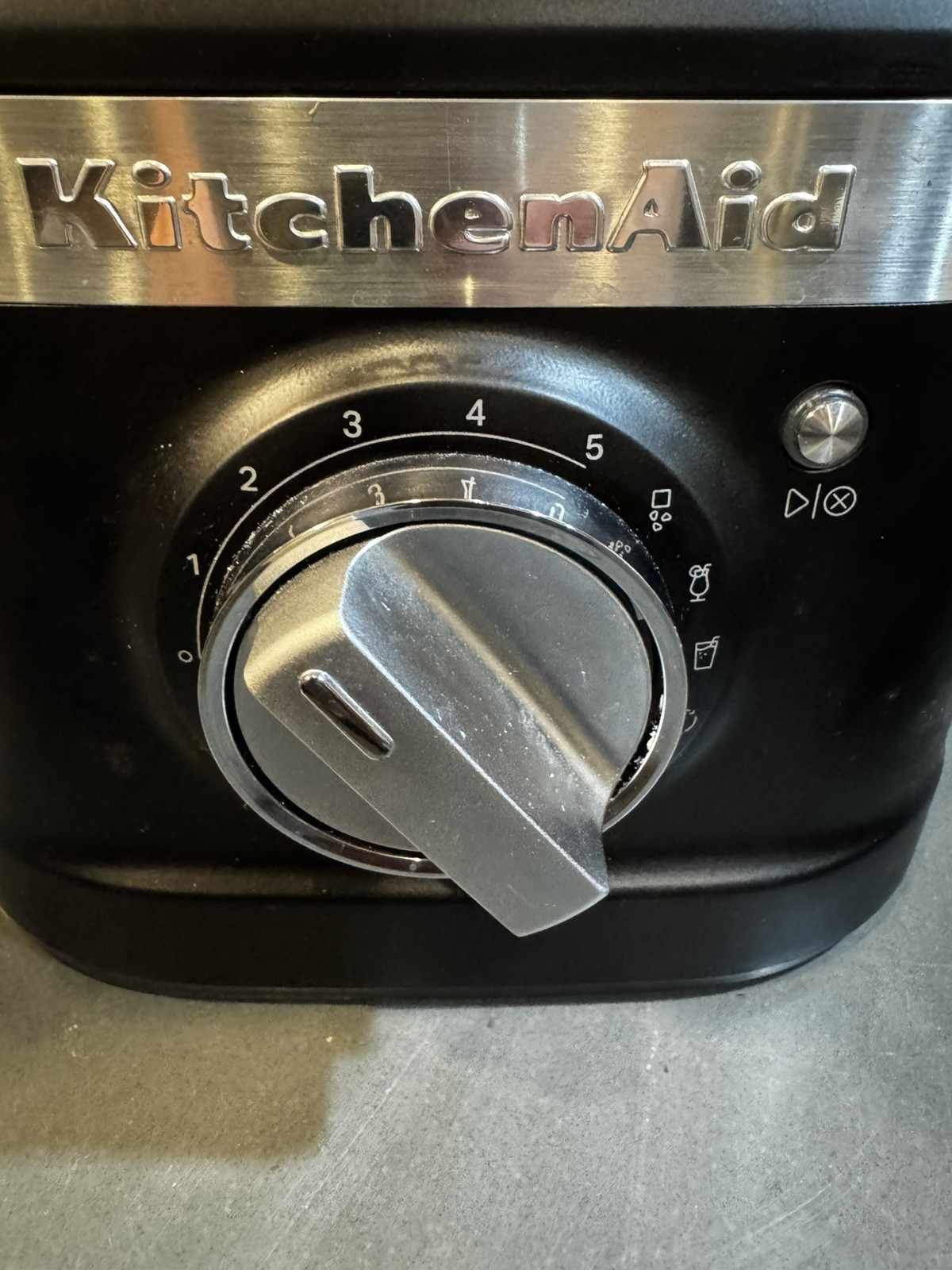 KitchenAid K400 Blender – Matte Black– No Extra Accessories