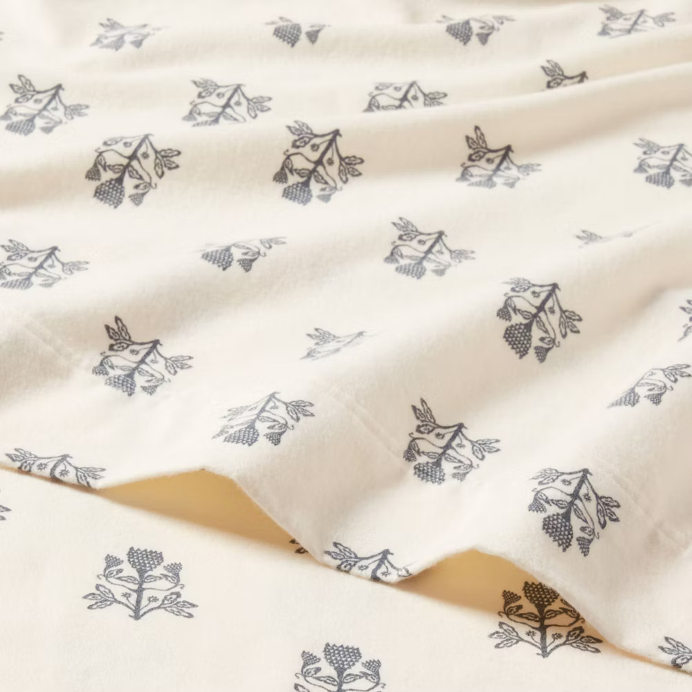 King Ultra Soft Flannel Sheet Set Blue Woodblock - Threshold