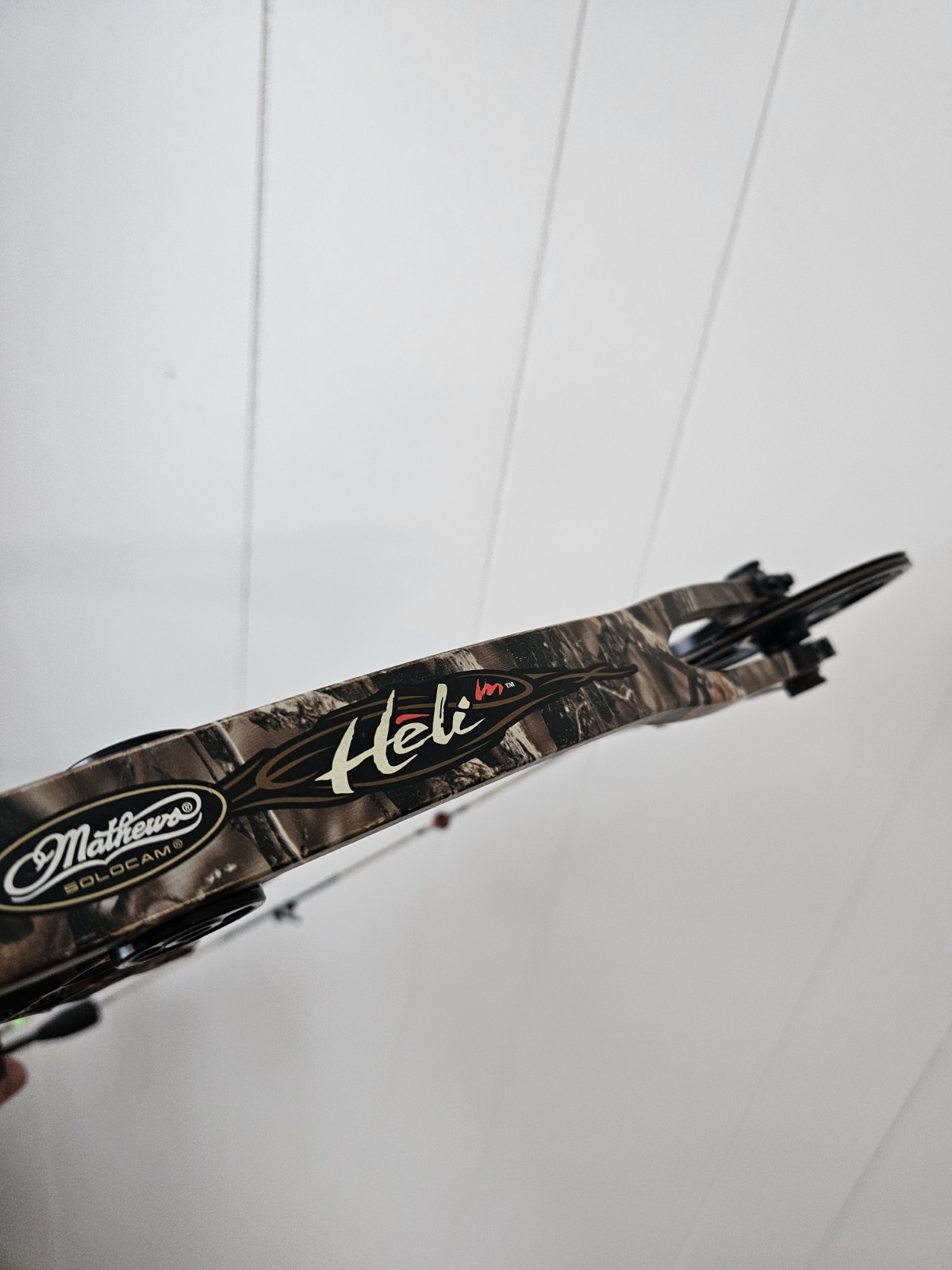 Mathews Helim Heli-m Compound Bow