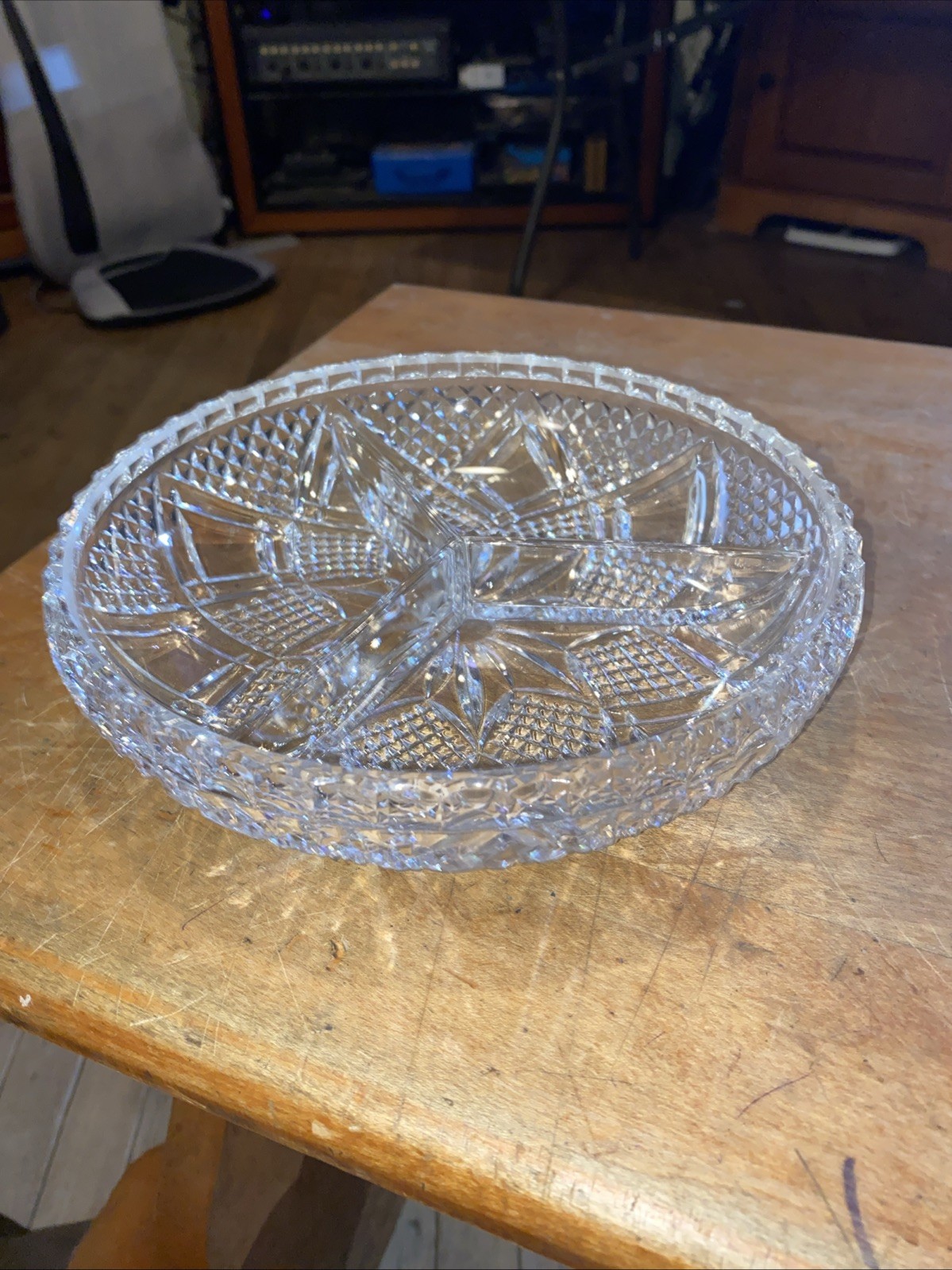 Vintage Round Traube Design Crystal Serving Dish 8” Diameter