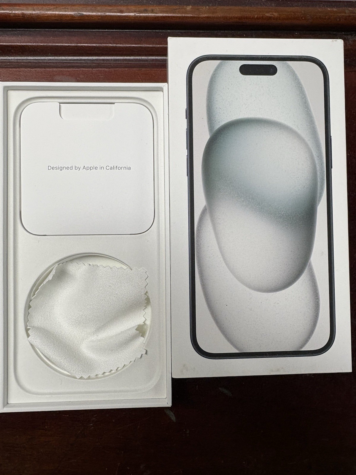 BOX ONLY - Apple iPhone 15 Plus -BOX ONLY-