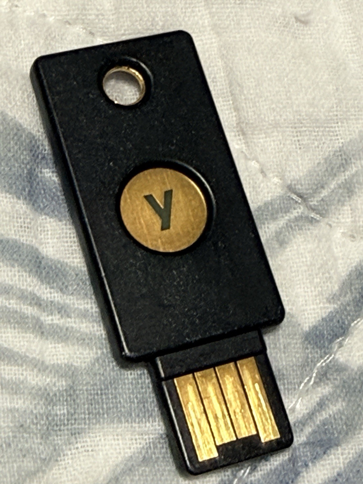 Yubico YubiKey 4 Wired Magazine Edition USB-A Encryption Security Key