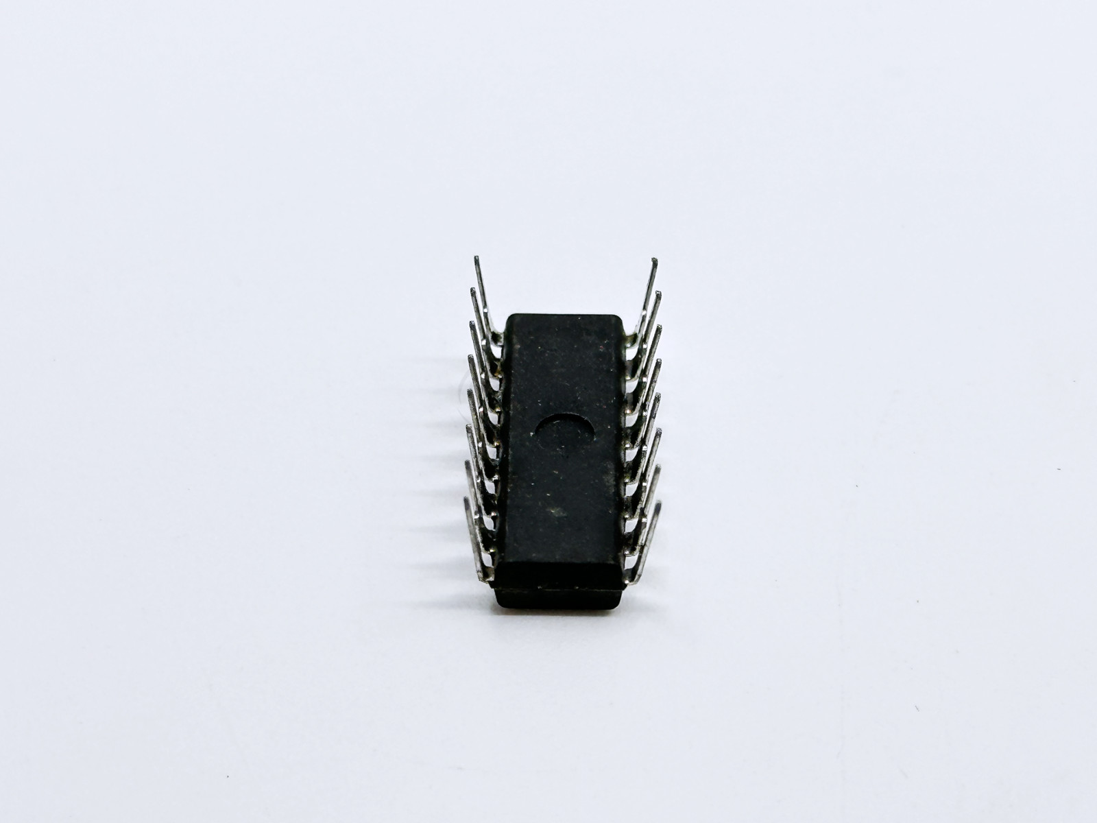 3PCS GD74LS194A GS 4-Bit Bidirectional Universal Shift Register DIP-16